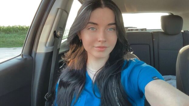 Full leaked Emileesilvey private onlyfans photo