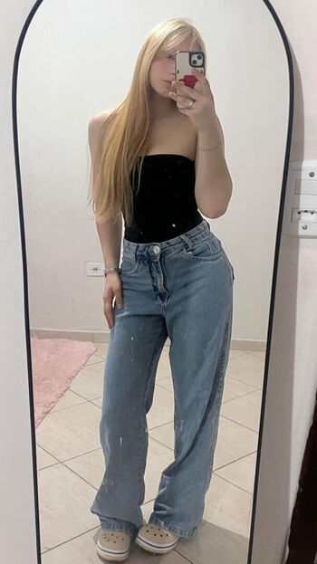 Full leaked Emilly pimentel page private onlyfans photo