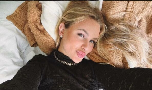Full leaked Emilly schellmann page private onlyfans photo