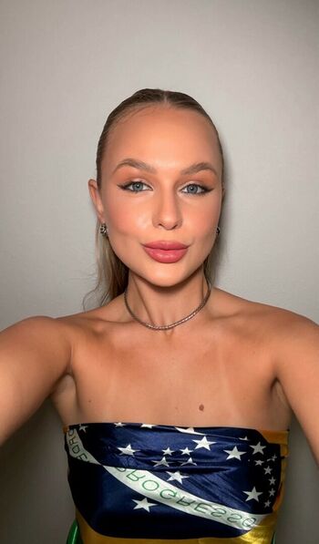 Full leaked Emilly schellmann page private onlyfans photo