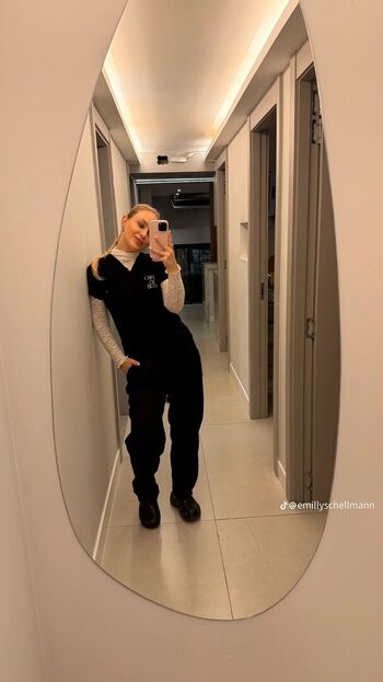 Full leaked Emilly schellmann page private onlyfans photo