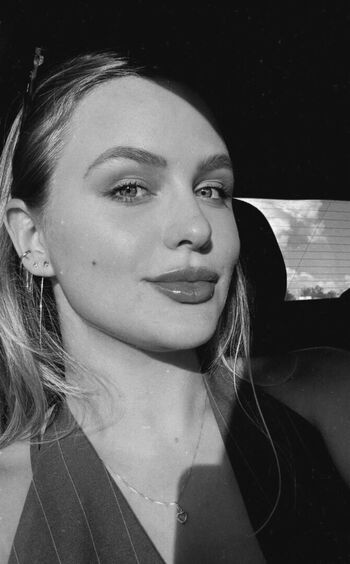 Full leaked Emilly schellmann page private onlyfans photo