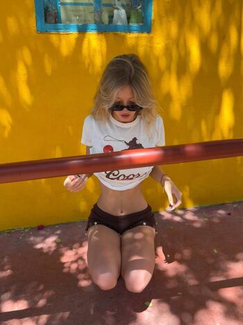 Full leaked Emily dobson private onlyfans photo