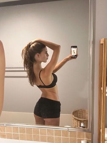 Full leaked Emily feld page private onlyfans photo