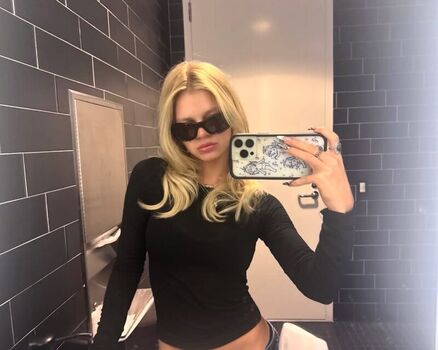 Full leaked Emily kelavos page private onlyfans photo
