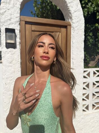 Full leaked Emily landon private onlyfans photo