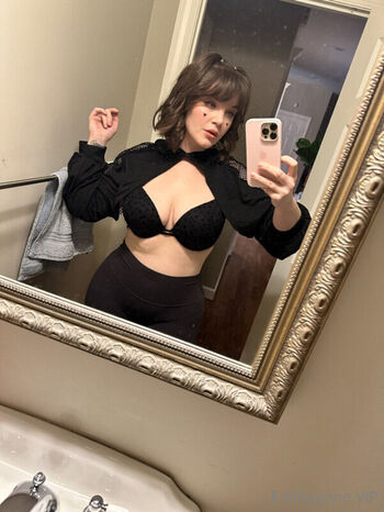 Full leaked Emily lynne page private onlyfans photo