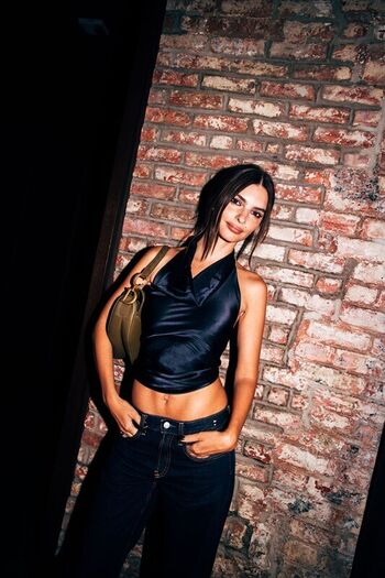 Full leaked Emily ratajkowski  page private onlyfans photo