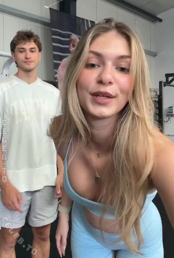 Full leaked Emilylior page private onlyfans photo
