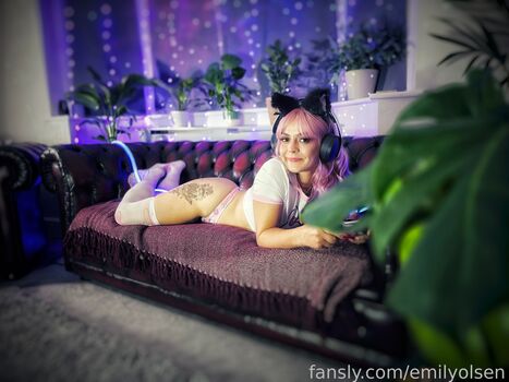 Full leaked Emilyolsen private onlyfans photo