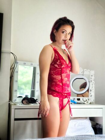 Full leaked Emilyolsen private onlyfans photo