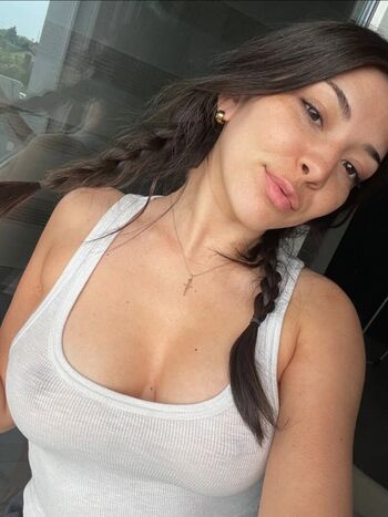 Full leaked Emilyyfloress private onlyfans photo