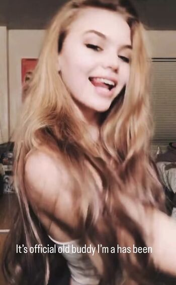 Full leaked Emma beardsley page private onlyfans photo