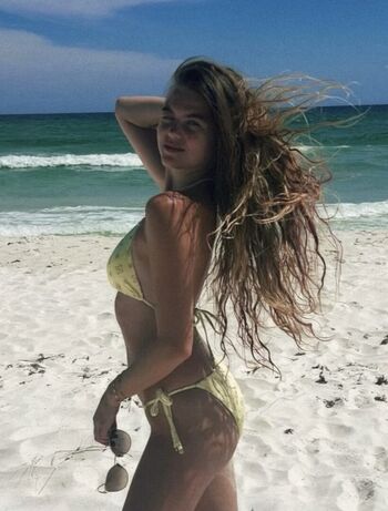 Full leaked Emma beardsley page private onlyfans photo