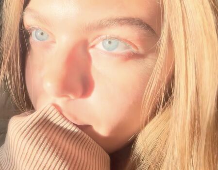 Full leaked Emma beardsley page private onlyfans photo