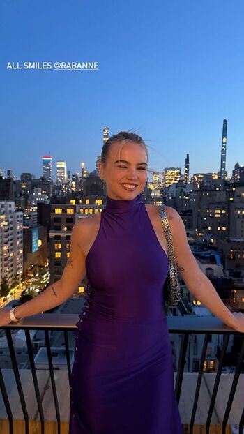 Full leaked Emma brooks page private onlyfans photo
