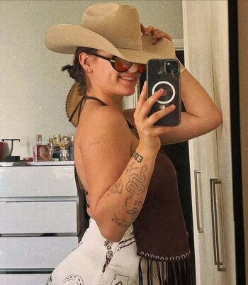 Full leaked Emma hudson private onlyfans photo