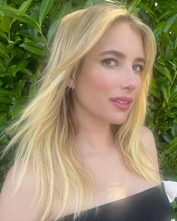 Full leaked Emma roberts page private onlyfans photo