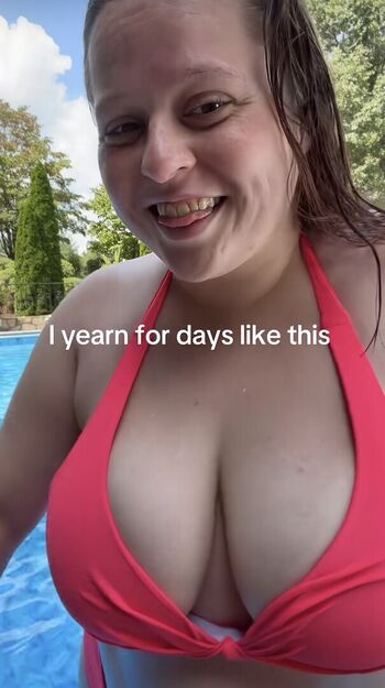 Full leaked Emmybear private onlyfans photo