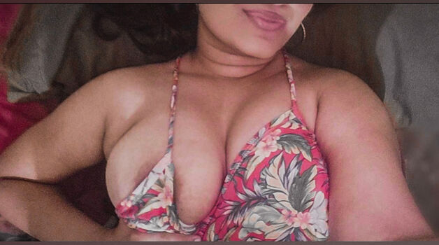 Full leaked Essy private onlyfans photo