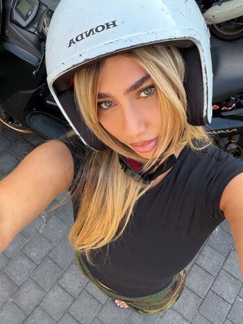 Full leaked Estelllexo private onlyfans photo