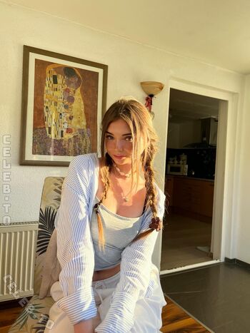 Full leaked Etienne lng page private onlyfans photo