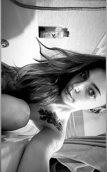 Full leaked Evasciacca private onlyfans photo