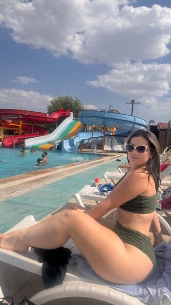 Full leaked Fatmaakonca private onlyfans photo