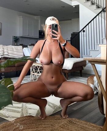 Full leaked Favcunttvx private onlyfans photo