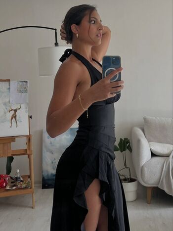 Full leaked Fei le gal page private onlyfans photo