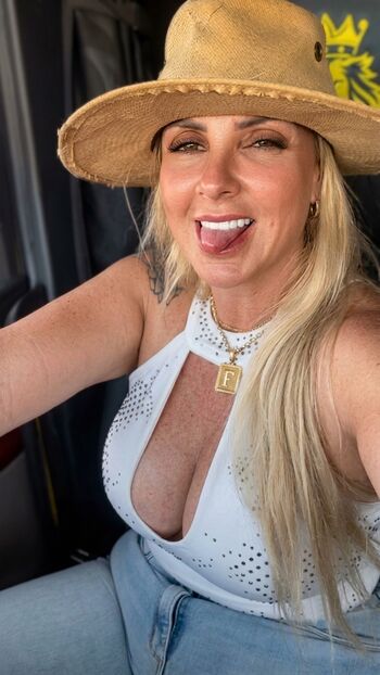 Full leaked Felina cris page private onlyfans photo