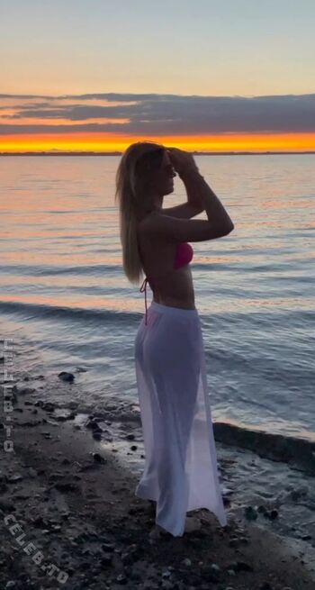 Full leaked Feline trd page private onlyfans photo
