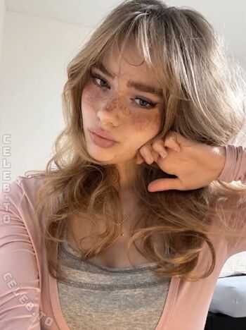 Full leaked Felinenyaa page private onlyfans photo