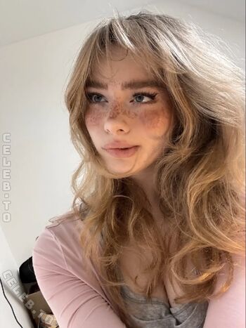 Full leaked Felinenyaa page private onlyfans photo