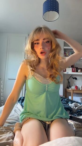 Full leaked Felinenyaa page private onlyfans photo