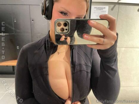 Full leaked Fiaaxvip private onlyfans photo