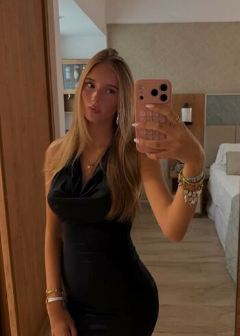 Full leaked Finja hnb private onlyfans photo