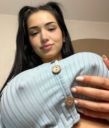 Full leaked Fionaparker private onlyfans photo
