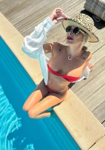 Full leaked Fk hard private onlyfans photo