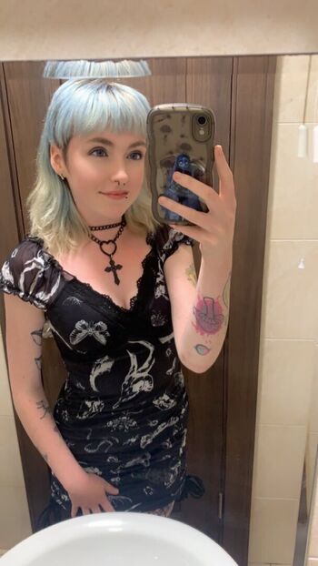 Full leaked Flameprincess page private onlyfans photo
