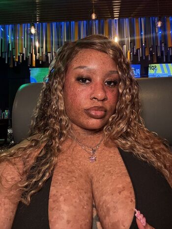 Full leaked Freckledn private onlyfans photo