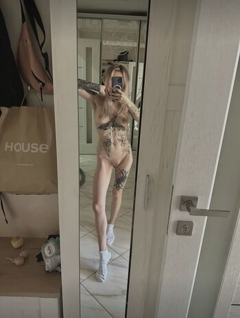 Full leaked Future star page private onlyfans photo