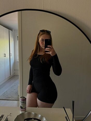 Full leaked Gingerfridaj private onlyfans photo