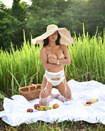 Full leaked Gissel gomez page private onlyfans photo