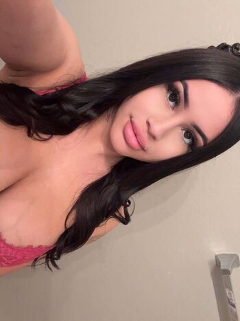 Full leaked Glodrina private onlyfans photo