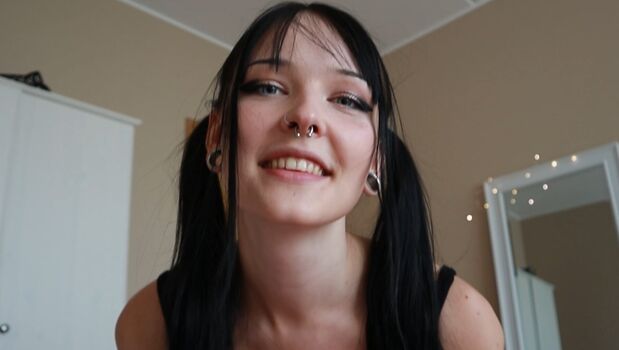 Full leaked Gothebabe private onlyfans photo