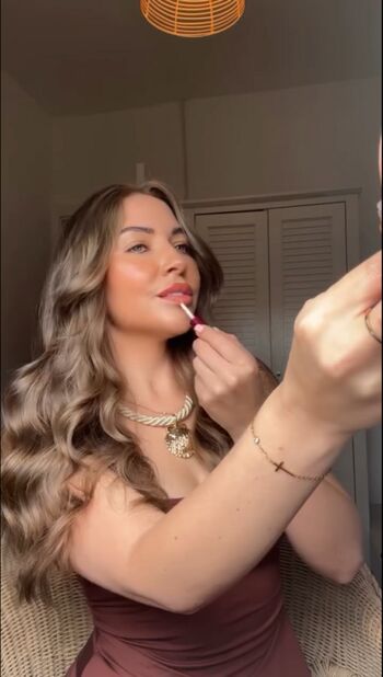 Full leaked Gracie lewis page private onlyfans photo