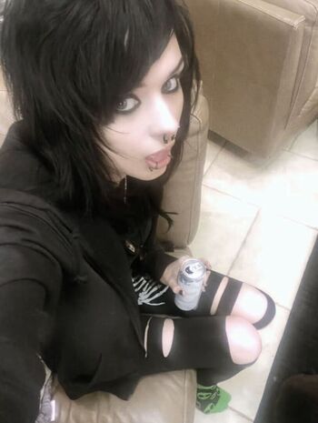 Full leaked Graveyardbaby private onlyfans photo