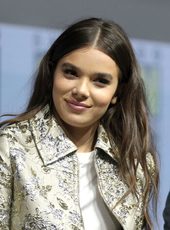 Full leaked Hailee steinfeld page private onlyfans photo
