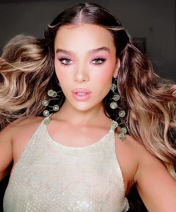 Full leaked Hailee steinfeld page private onlyfans photo